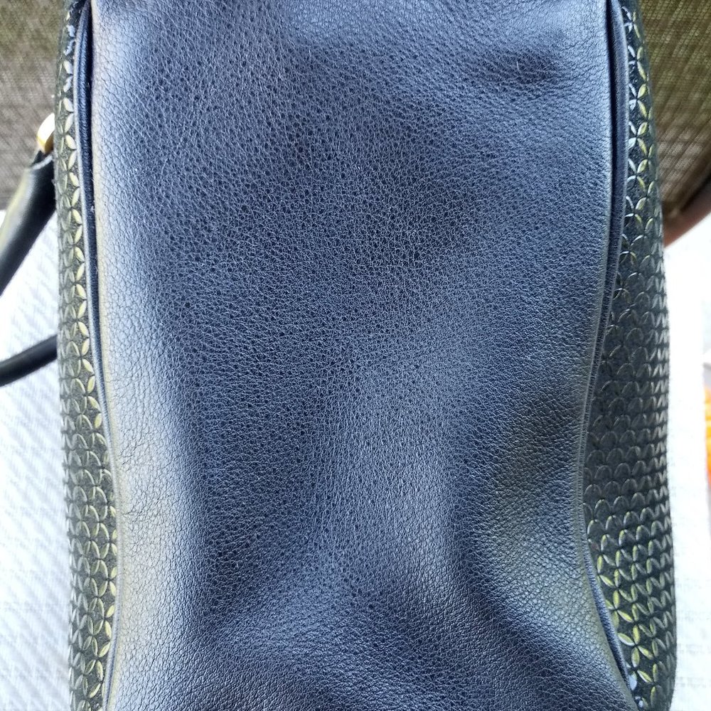 Leather Inden ya Purse - Picture 7 of 8